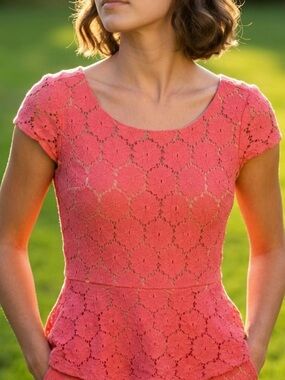 Chic Coral Lace Peplum Cap-Sleeve Blouse